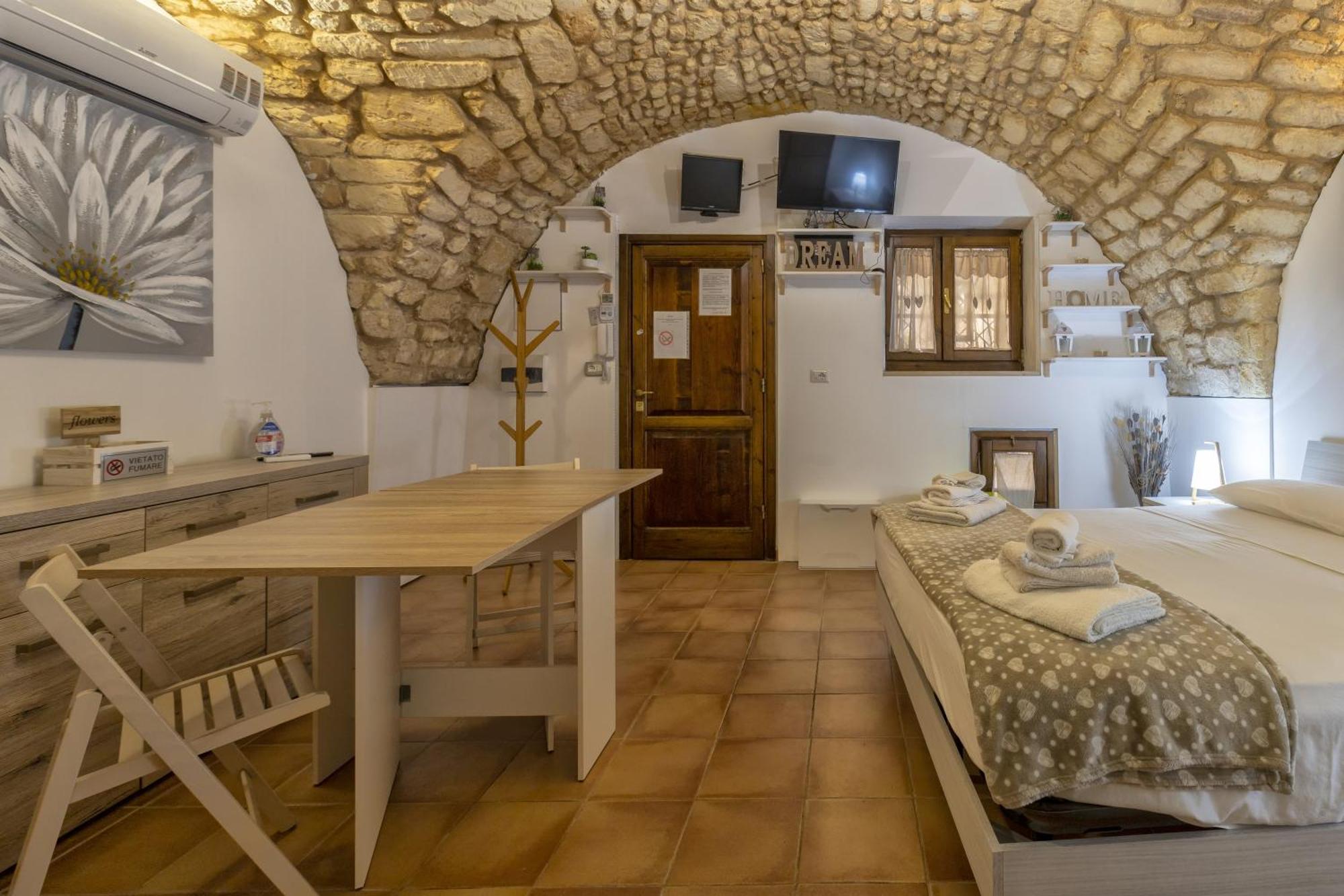 La casetta di Pietra Sassari Esterno foto